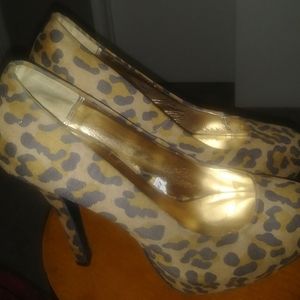Ladies Shoes